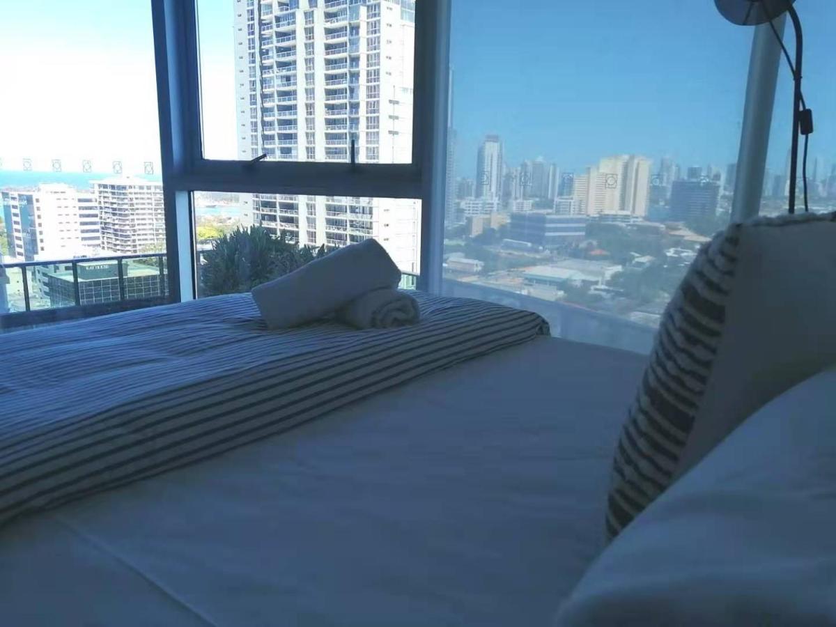 Three-Bedroom Apartment With Amazing View Near Surfers Paradise Gold Coast Exterior foto