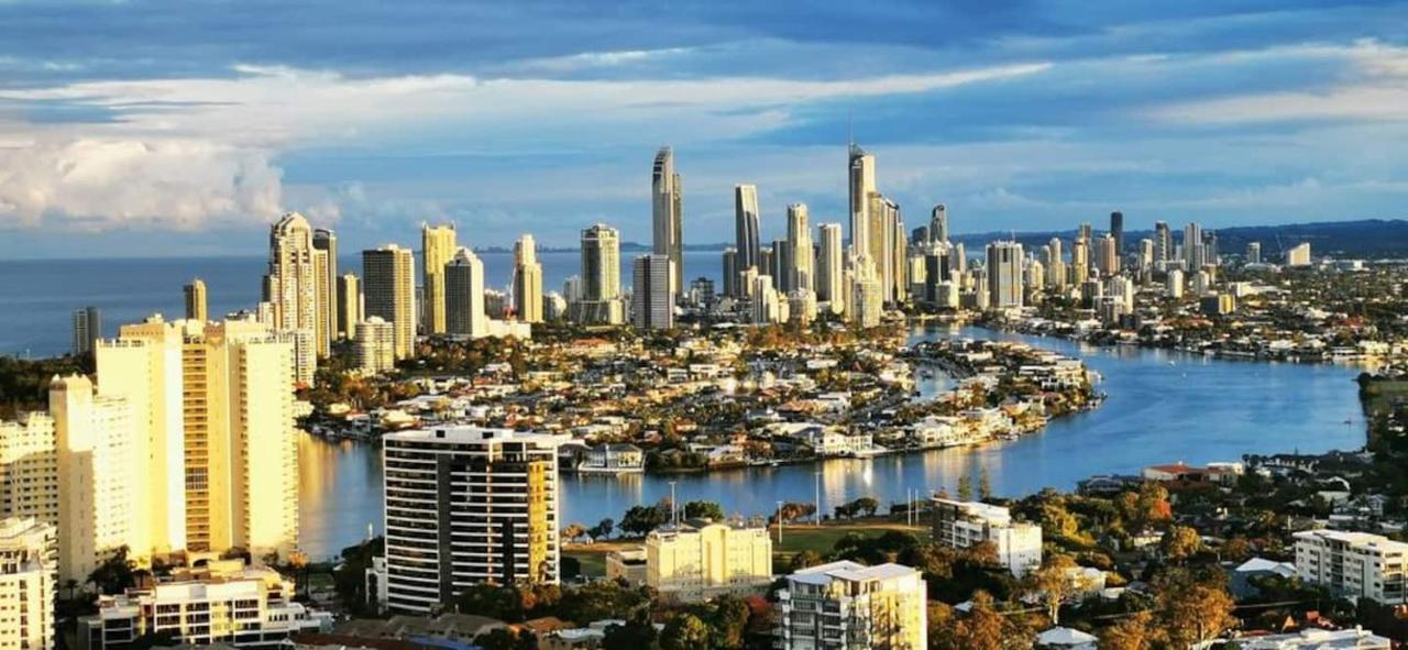 Three-Bedroom Apartment With Amazing View Near Surfers Paradise Gold Coast Exterior foto
