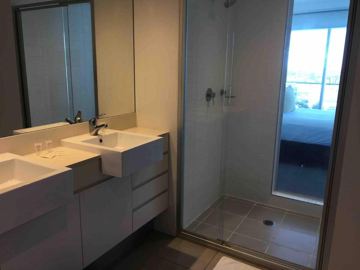 Three-Bedroom Apartment With Amazing View Near Surfers Paradise Gold Coast Exterior foto